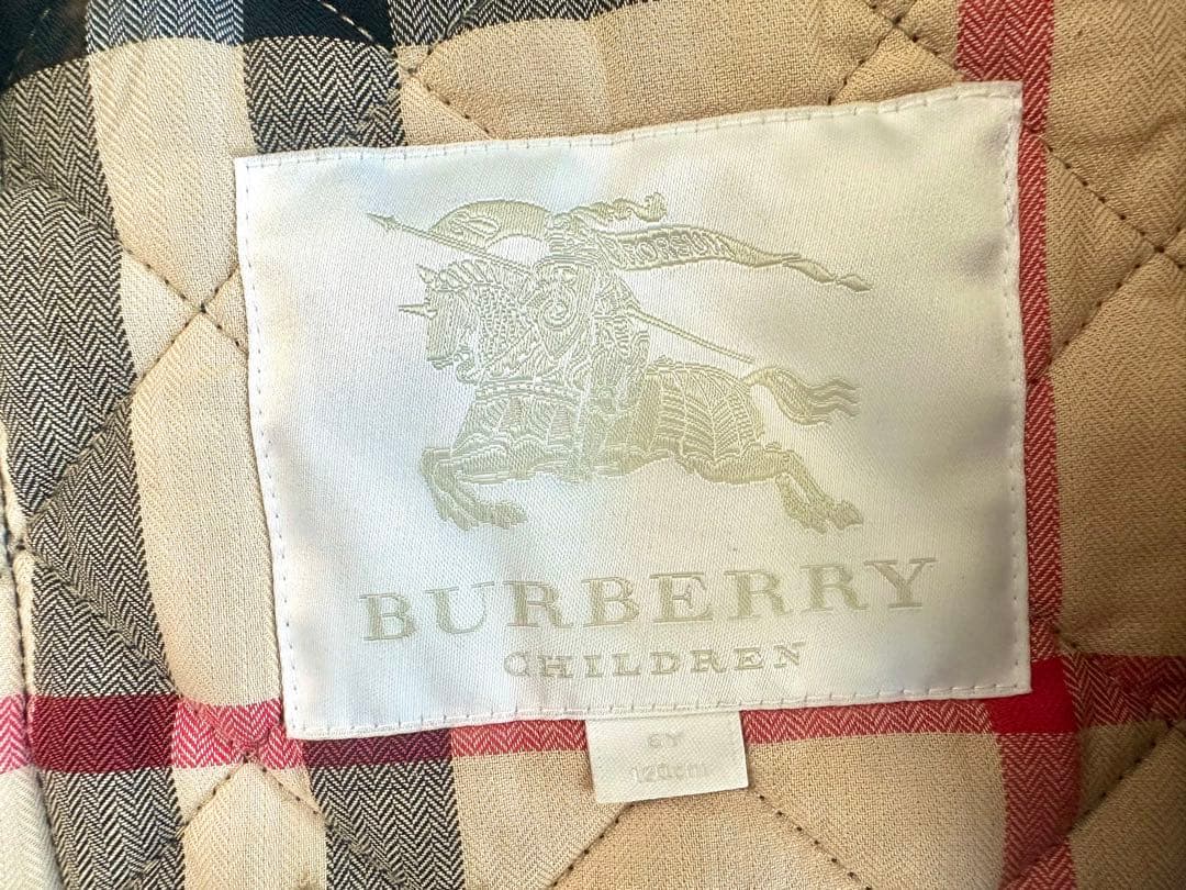 Burberry 6A ネイビーキルティングコート