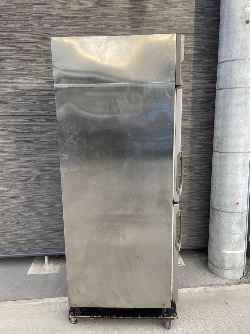 フクシマガリレイ業務用冷凍庫