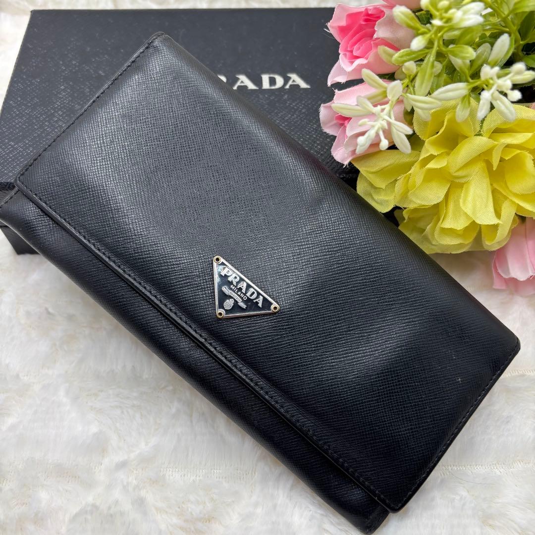 美品　プラダ✨ブラック 長財布　サフィアーノ 二つ折り　三角ロゴ