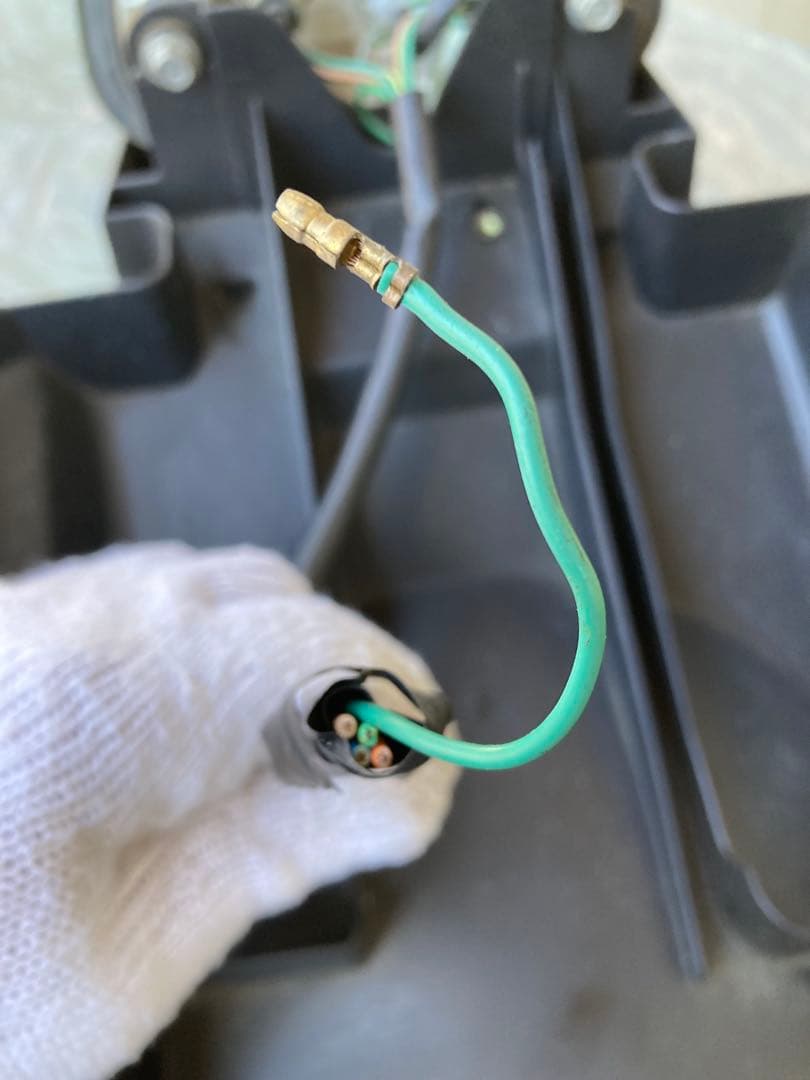 X*i様 ホーネット250 純正 リアフェンダー テールランプ ウインカー MC