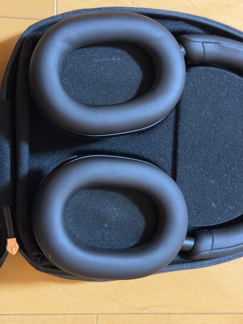 SONY WH-1000XM5 [ブラック] 【月1回程度使用】