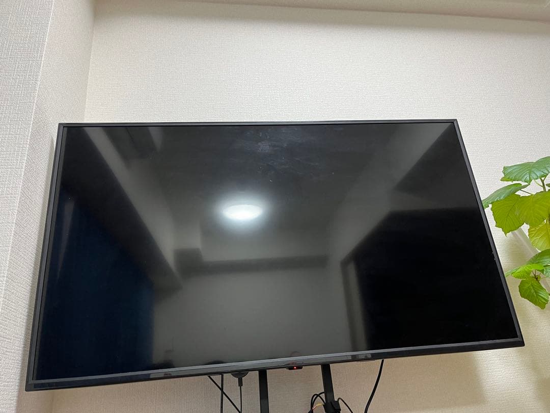 大画面 液晶テレビ 壁掛け リモコン付き　50インチ