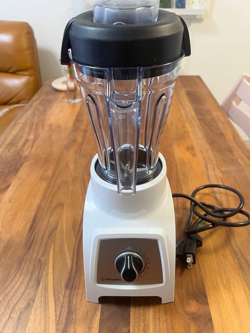 【最終値下げ・10月26日まで】バイタミックス　ミキサー　VM1082