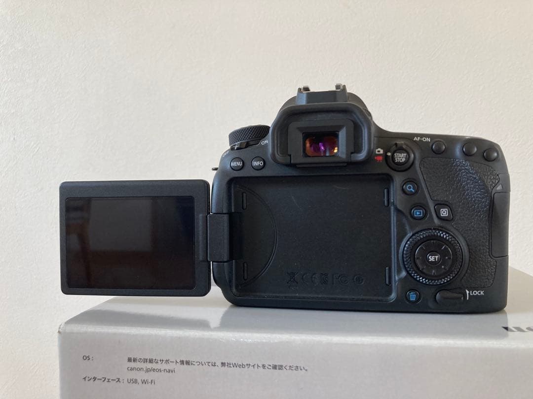 Canon EOS 6D Mark II 本体　美品