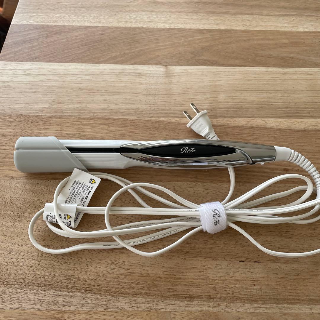 リファ　　ストレートヘアアイロン ホワイト