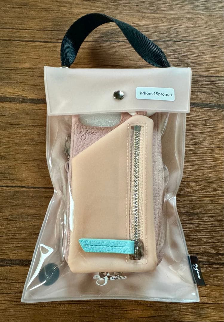 ajew スマホケースiPhone15promax ルクアOSAKA限定 新品