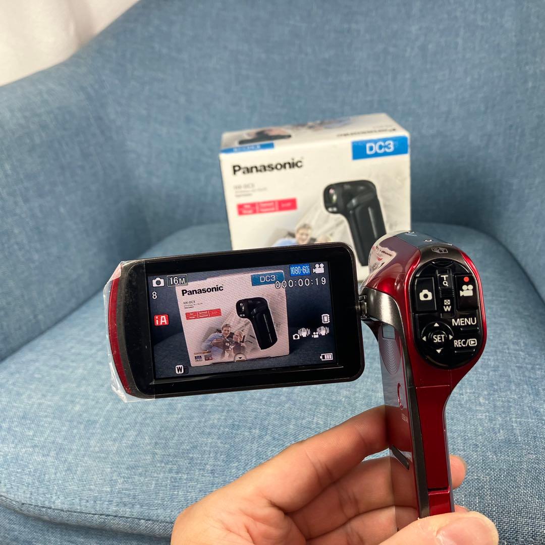 美品　Panasonic デジタルムービーカメラ HX-DC3 レッド
