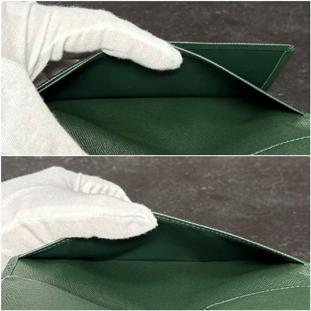 新品未使用 激レア ルイヴィトン タイガ エピセア ポルトバルールカルトクレディ