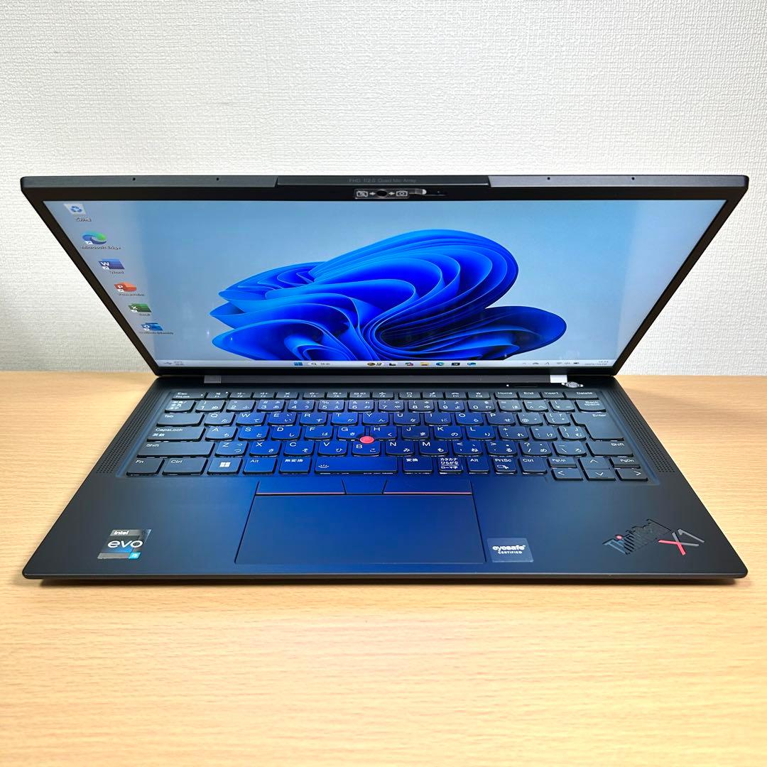 美品 Lenovo THINKPAD X1 CARBON Gen10 512GB