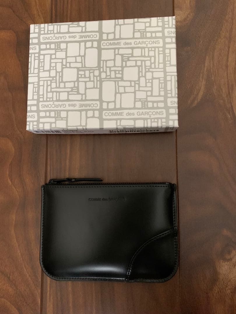 ☆新品未使用／期間限定セール☆ コムデギャルソン　ウォレット