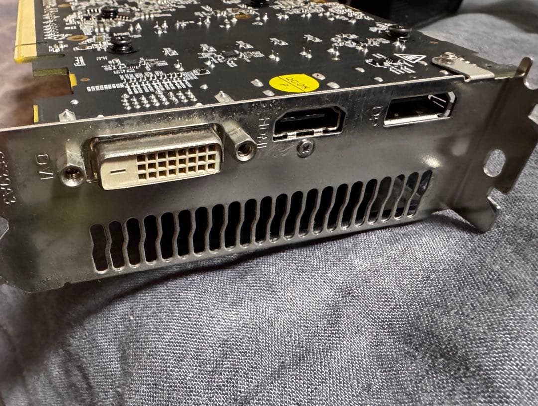 グラフィックボード・グラボ・ビデオカード eGPU Sonnet Breakaway Box 550