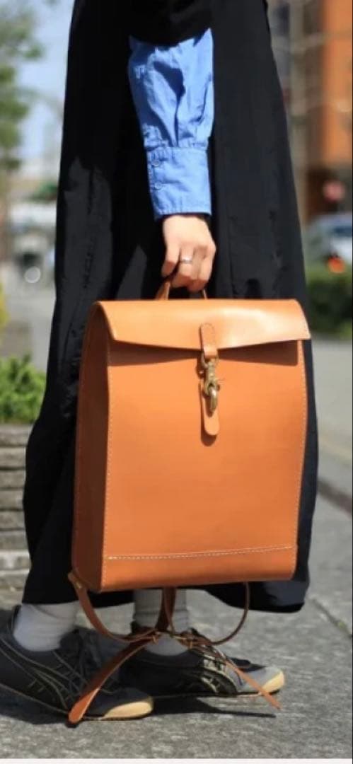 HERZ レザーリュック　ブラウン