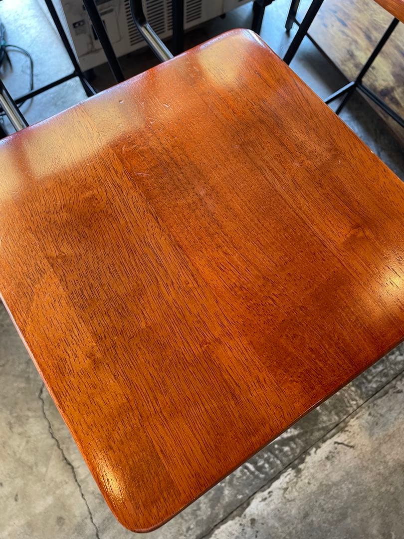 シンプル&モダン　アイアンフレームバーチェア1脚