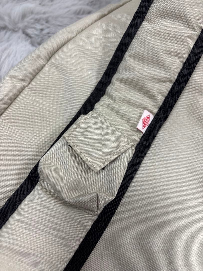 ダントン　コーデュラキャンバスワンショルダーバッグ　オイスターホワイト