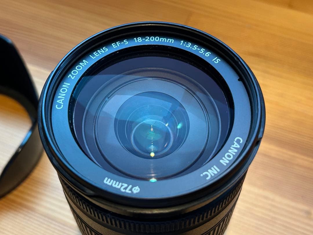⭐️レンズとレンズフードのセット　Canon EF-S 18-200mm