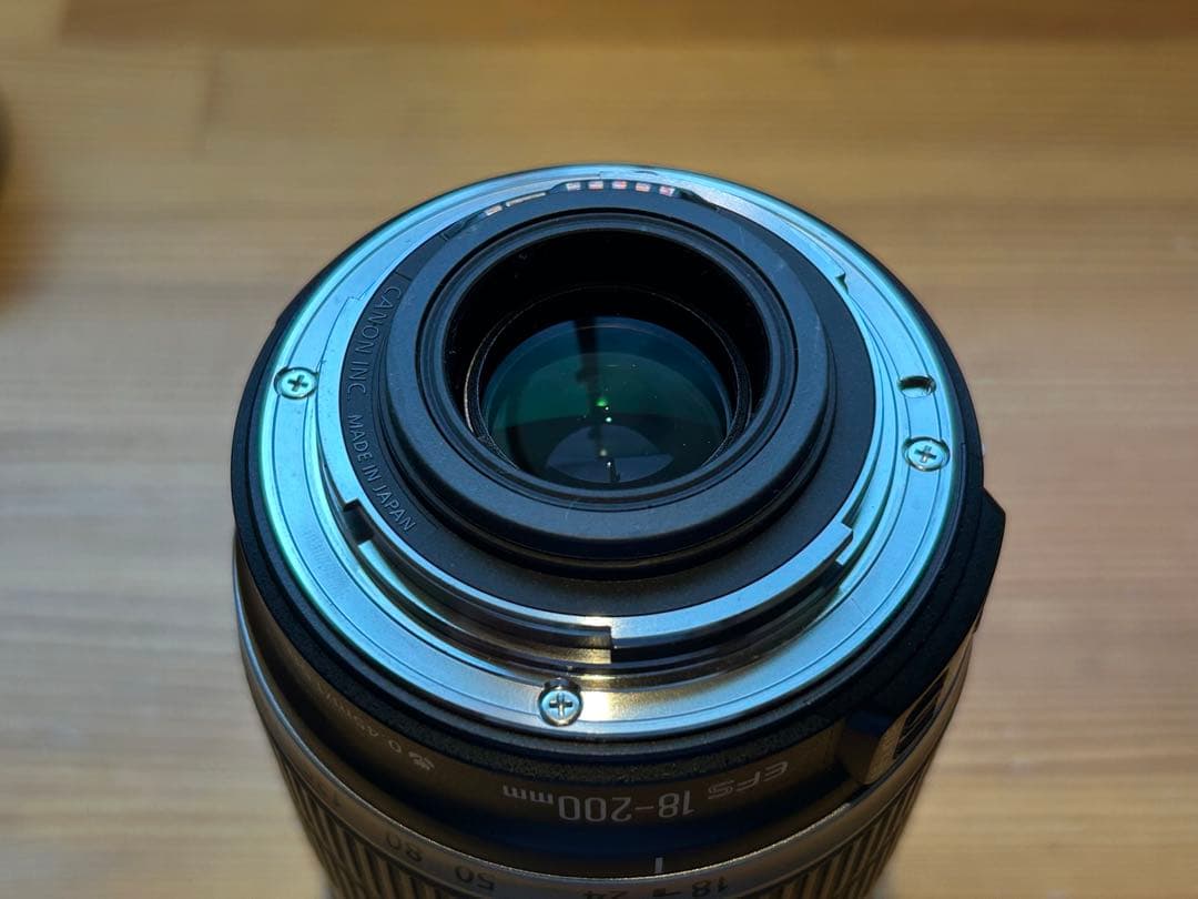 ⭐️レンズとレンズフードのセット　Canon EF-S 18-200mm