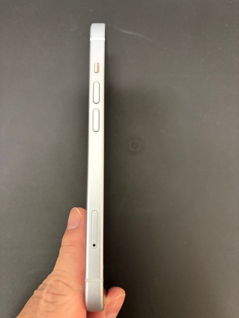 【最終値引】iPhone15 128GB SIMフリー　100%