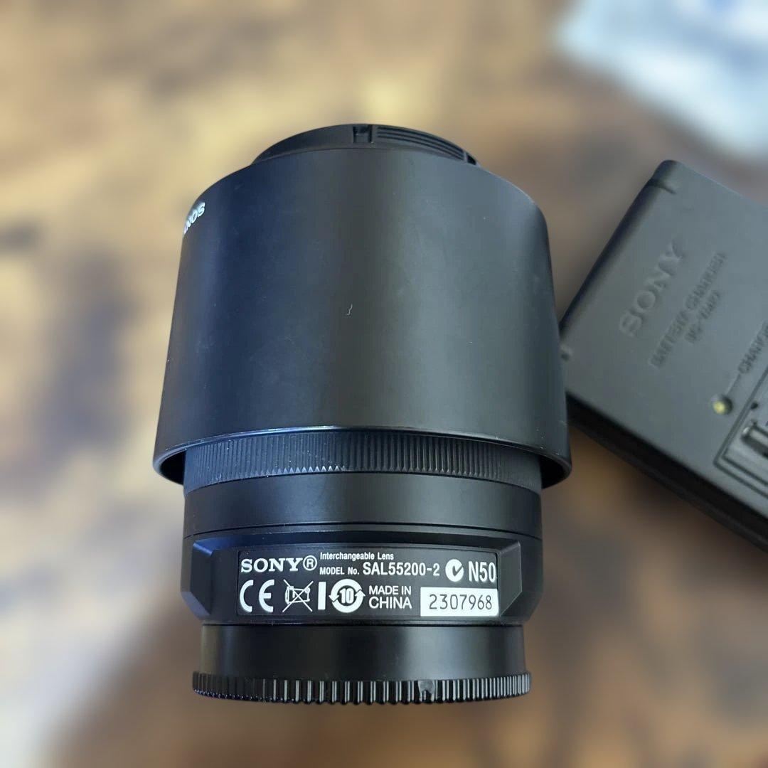 SONY α57 デジタル一眼レフカメラ ダブルズームレンズキット　レンズ2本付