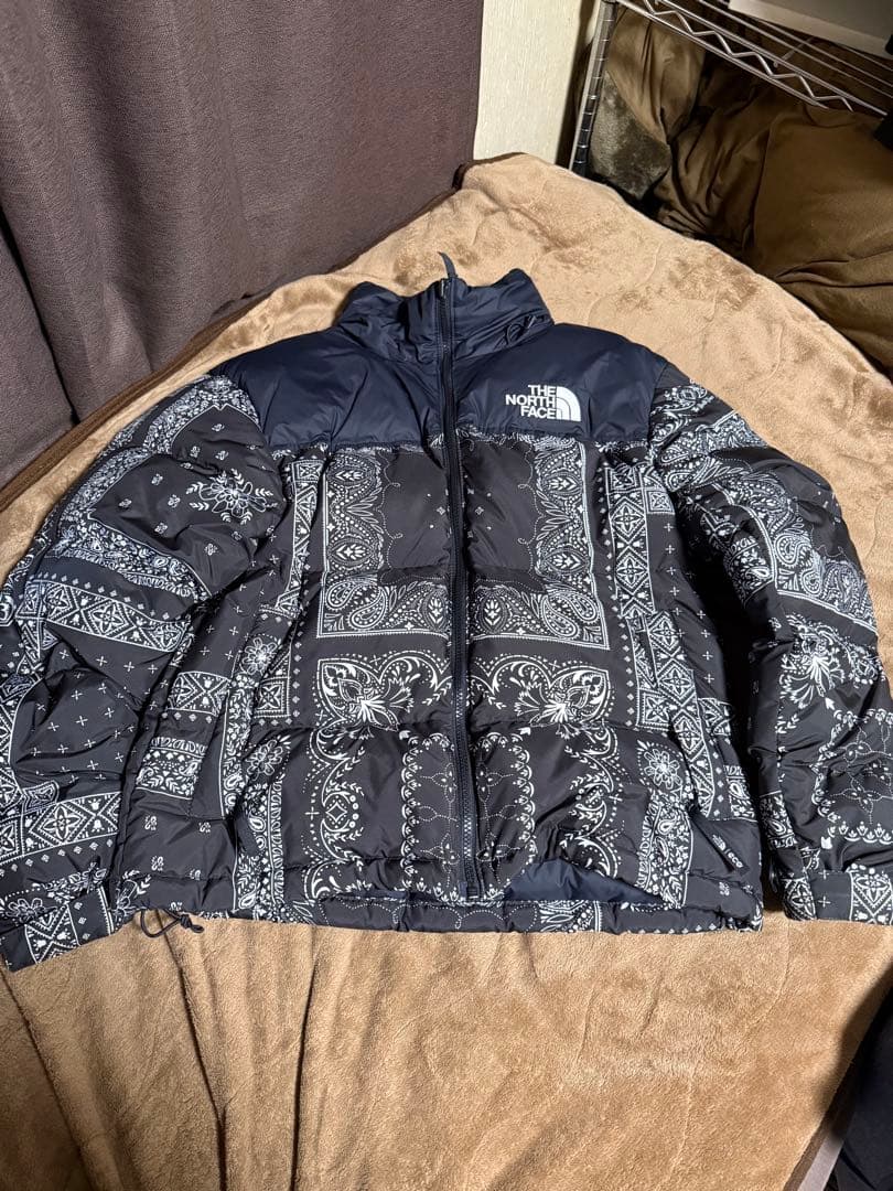 ぷれぼ THE NORTH FACE ecoヌプシ ペイズリー柄