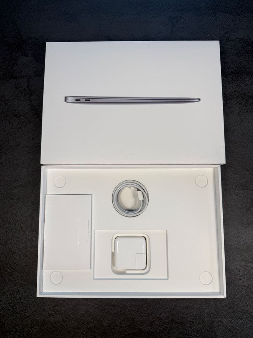 【ジャンク】MacBook Air M1/8GB / SSD 256GB