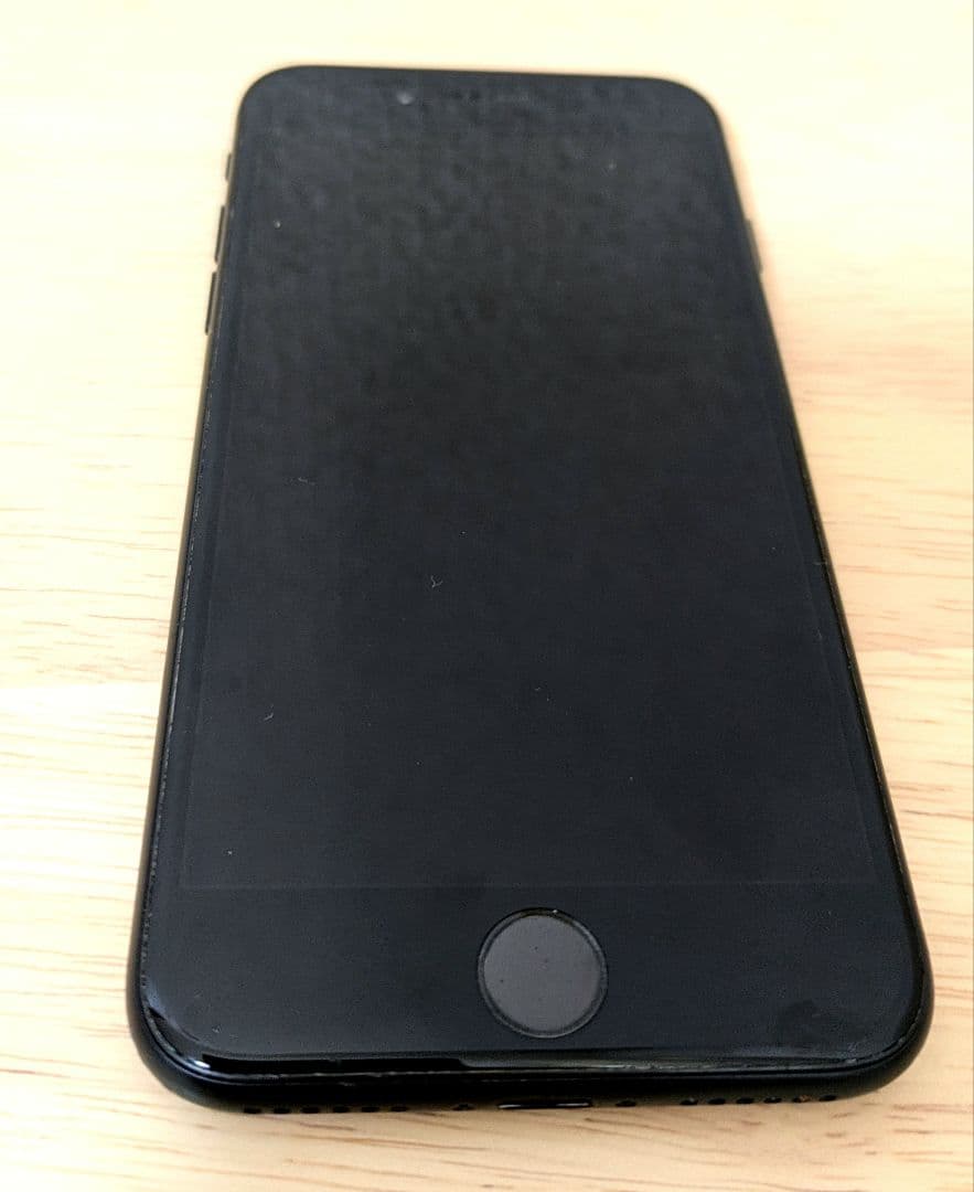 iPhone SE 第2世代 ブラック