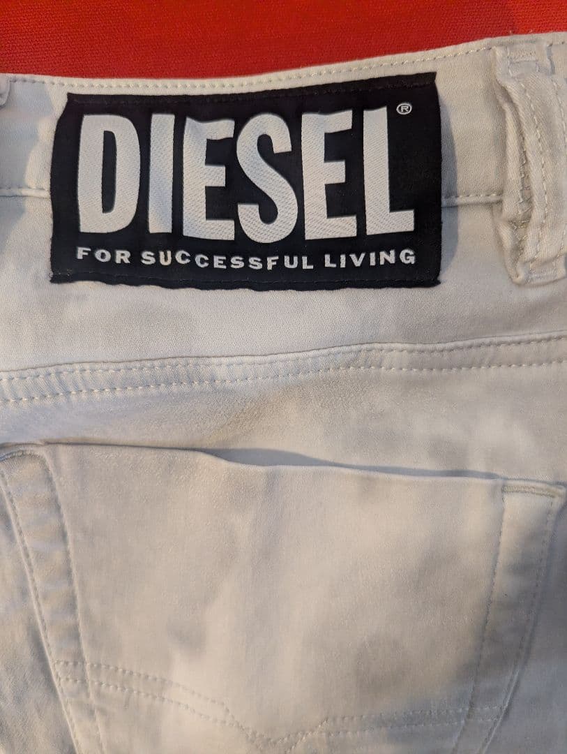 DIESEL 未使用美品限定モデル コーティングホワイトジョグジーンズ