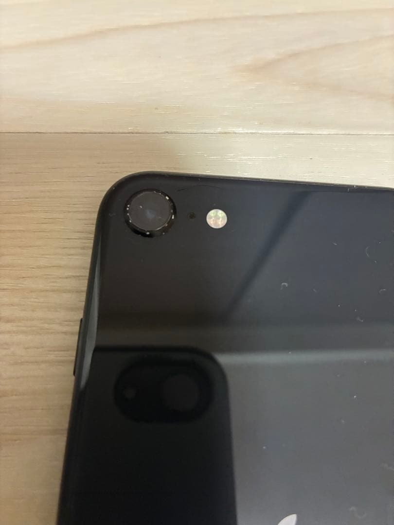 iPhoneSE2 64GB ブラック　バッテリー77%