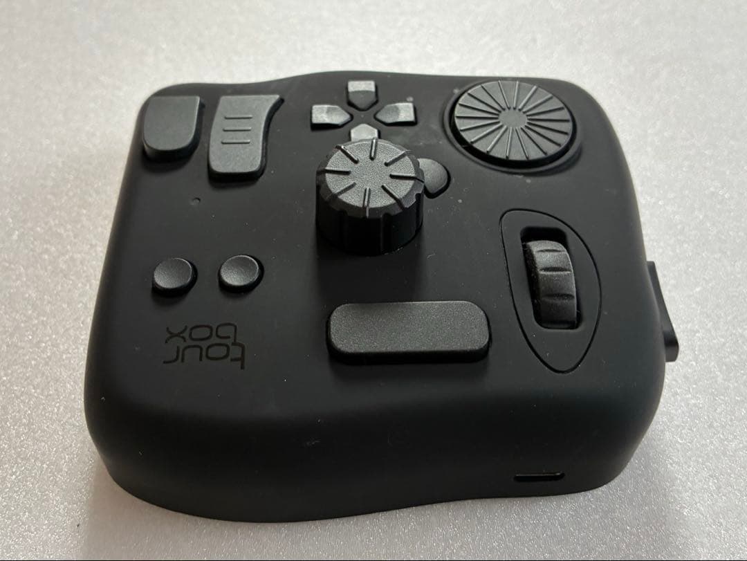 TourBox Neo 左手デバイス 画像・動画編集コントローラー