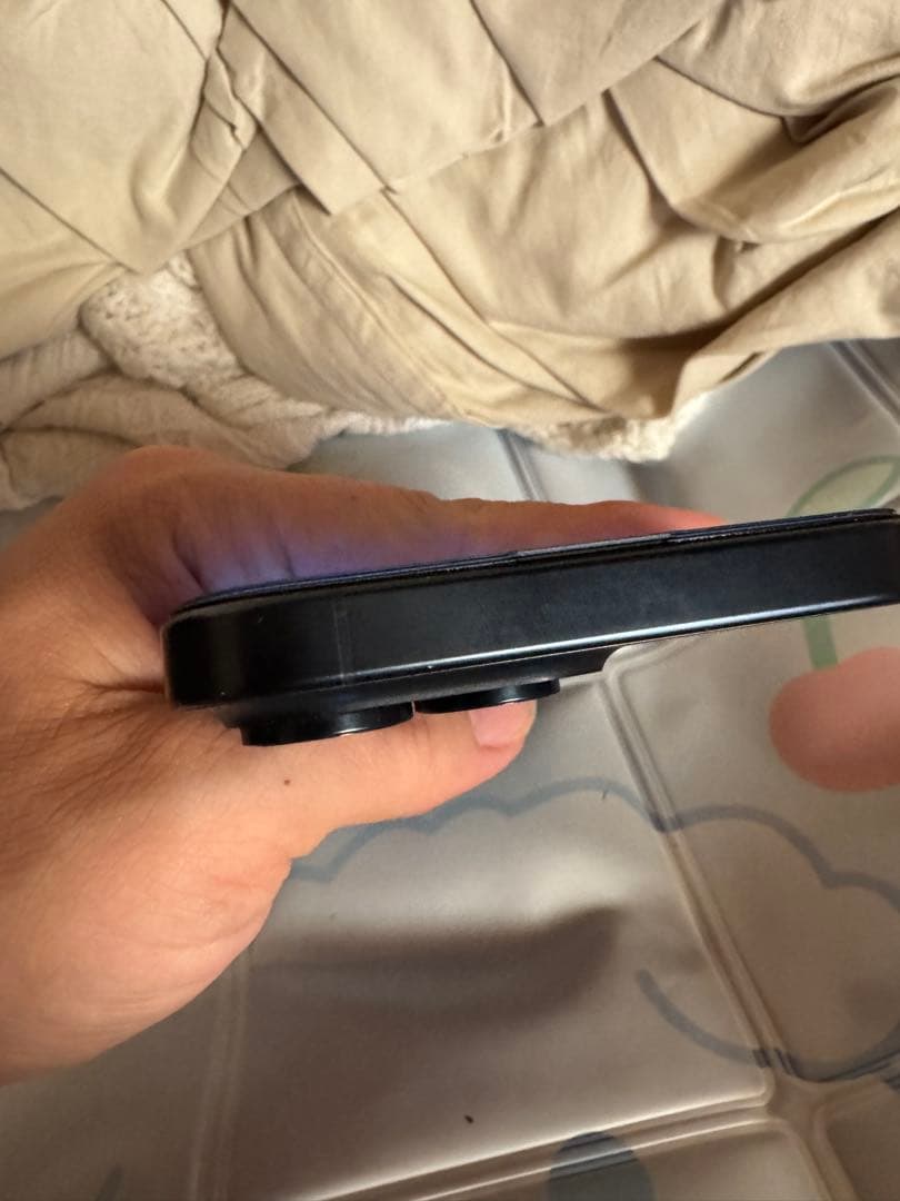 Apple iPhone 15 Pro Max 256GB，美品，バッテリー99