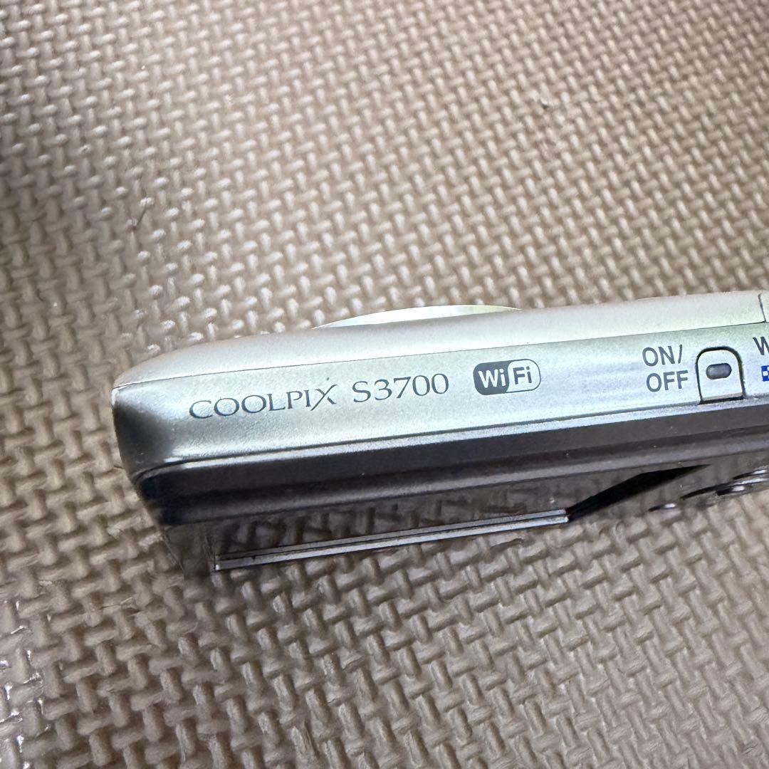 Nikon COOLPIX S3700 デジタルカメラ