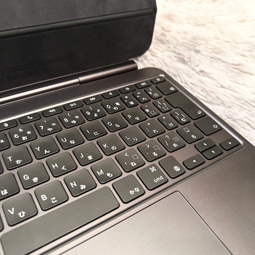 【極美品】Apple magic keyboard MWR03J/A A2975