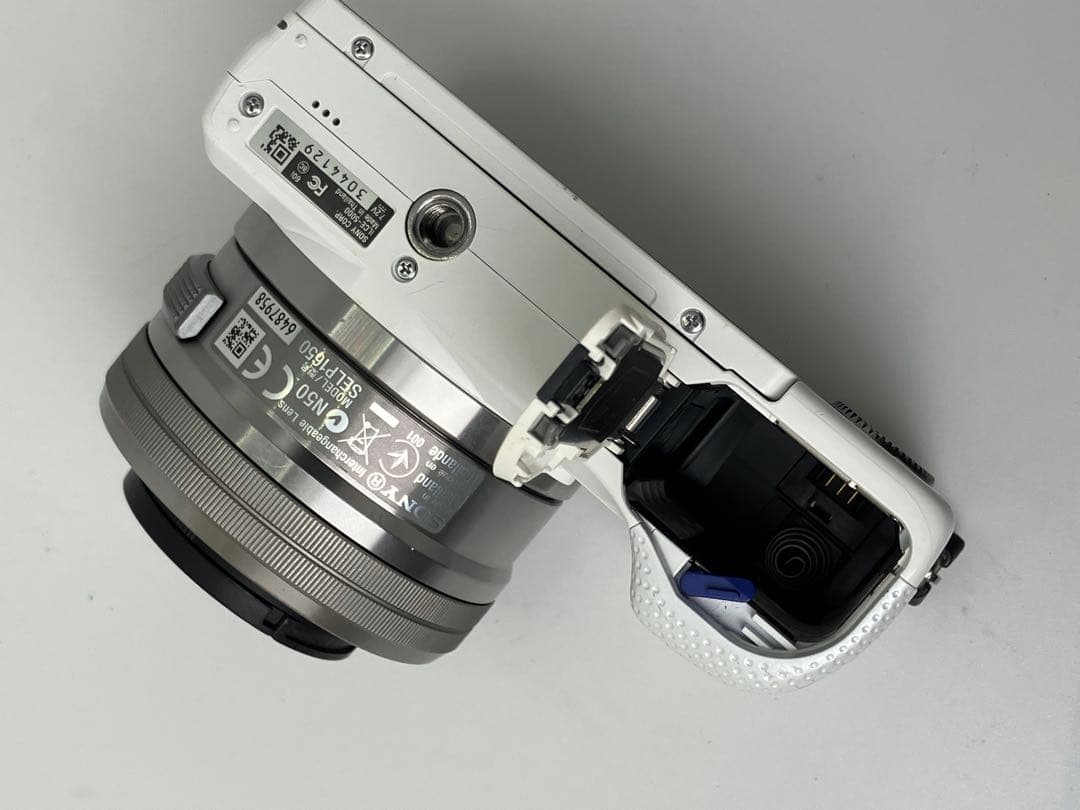 返品保証・動作確認済 SONYα5000+16-50mm 標準ズームレンズキット