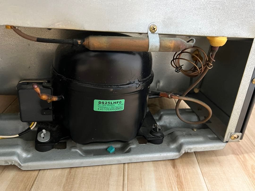 DAEWOO ブラック冷蔵庫 45×45×50 一人暮らし　45L