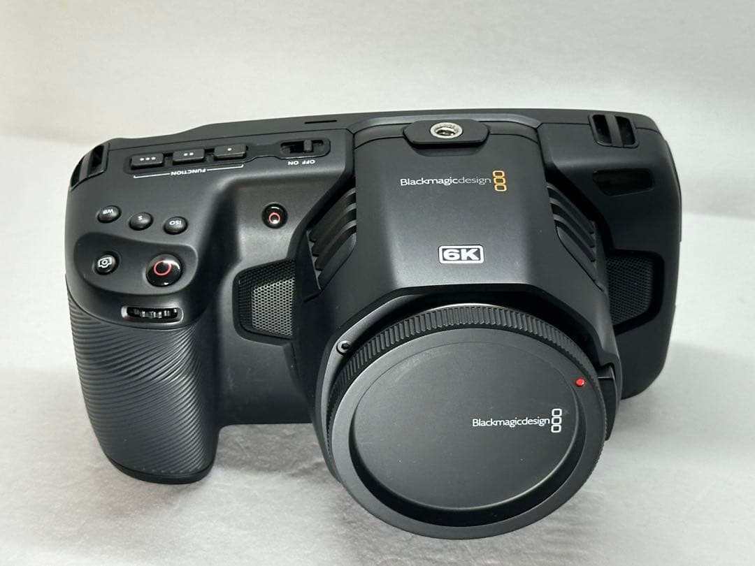 Blackmagic Pocket Cinema Camera 6KEFマウント