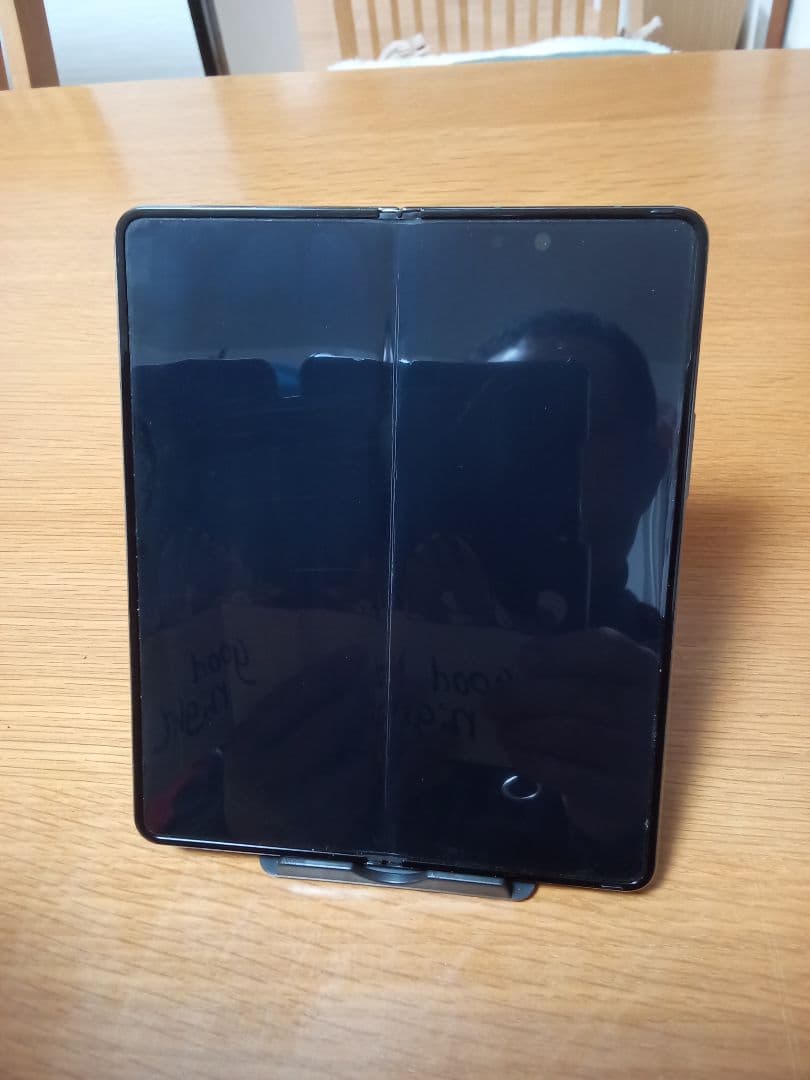 Samsung Galaxy Z Fold ４本体