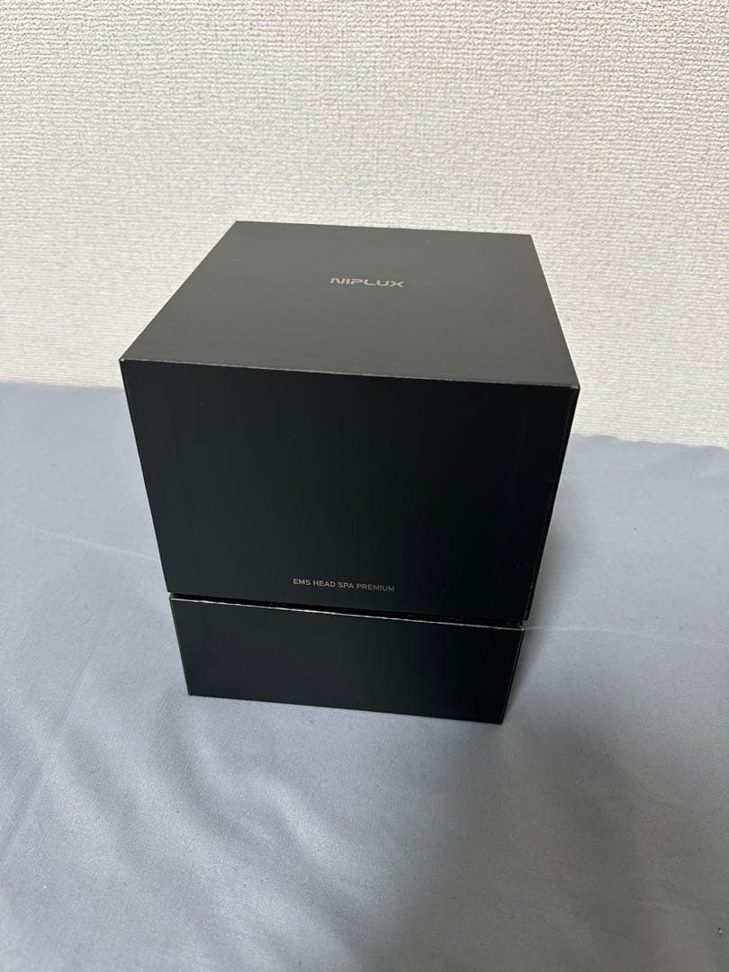 超美品　NIPLUX ヘッドスパ 電動頭皮ブラシ フェイスケア 防水 美容家電