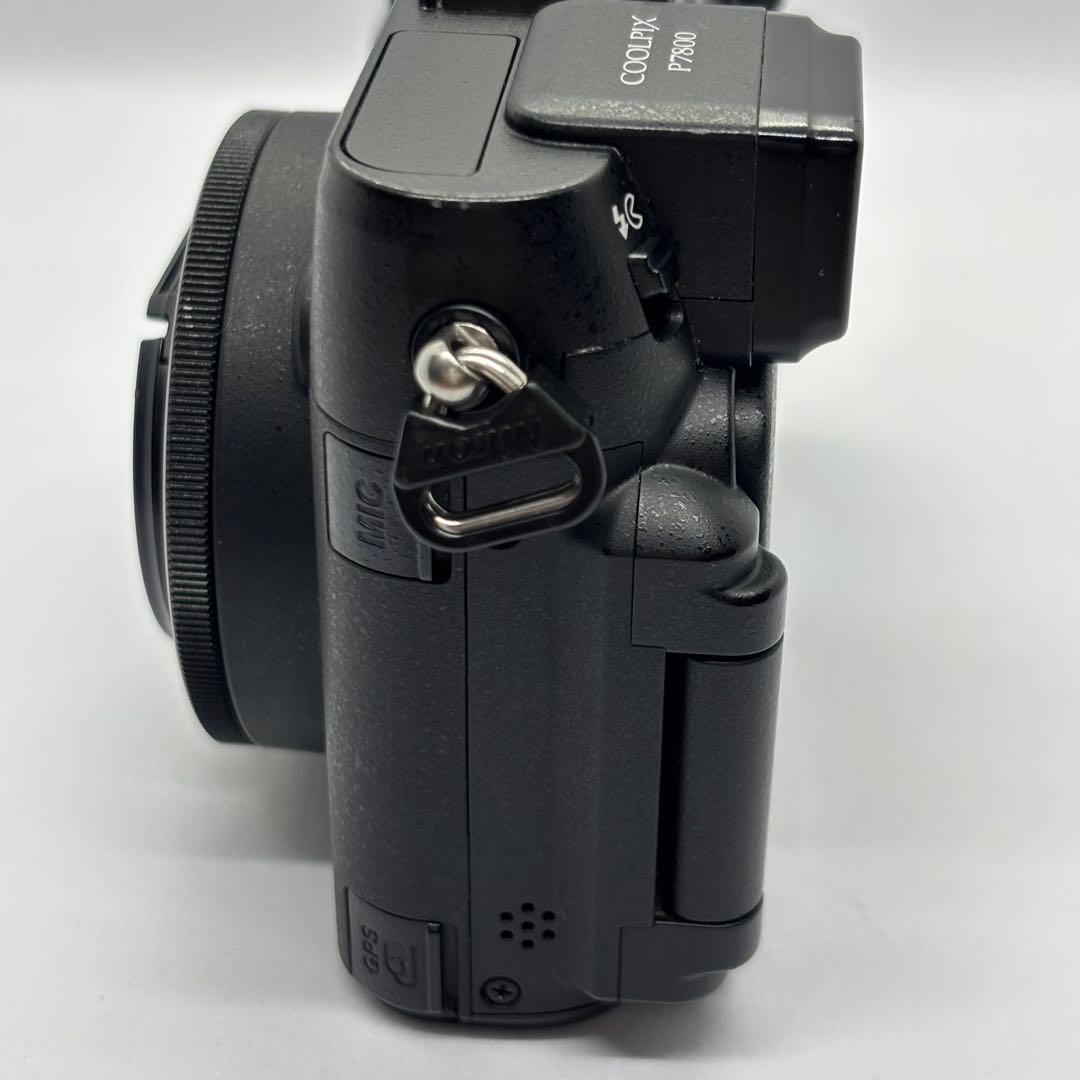 高級コンデジ Nikon COOLPIX P7800