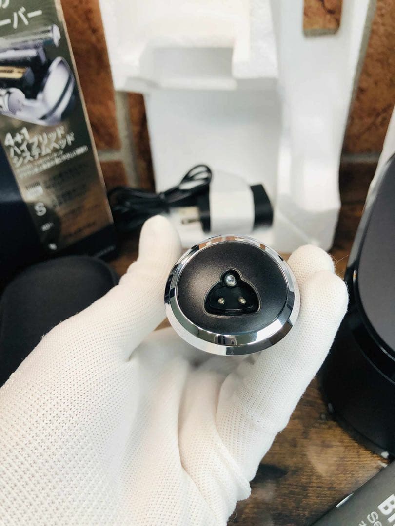 【美品】ブラウン シリーズ9 9375cc -Vメンズ電気シェーバー