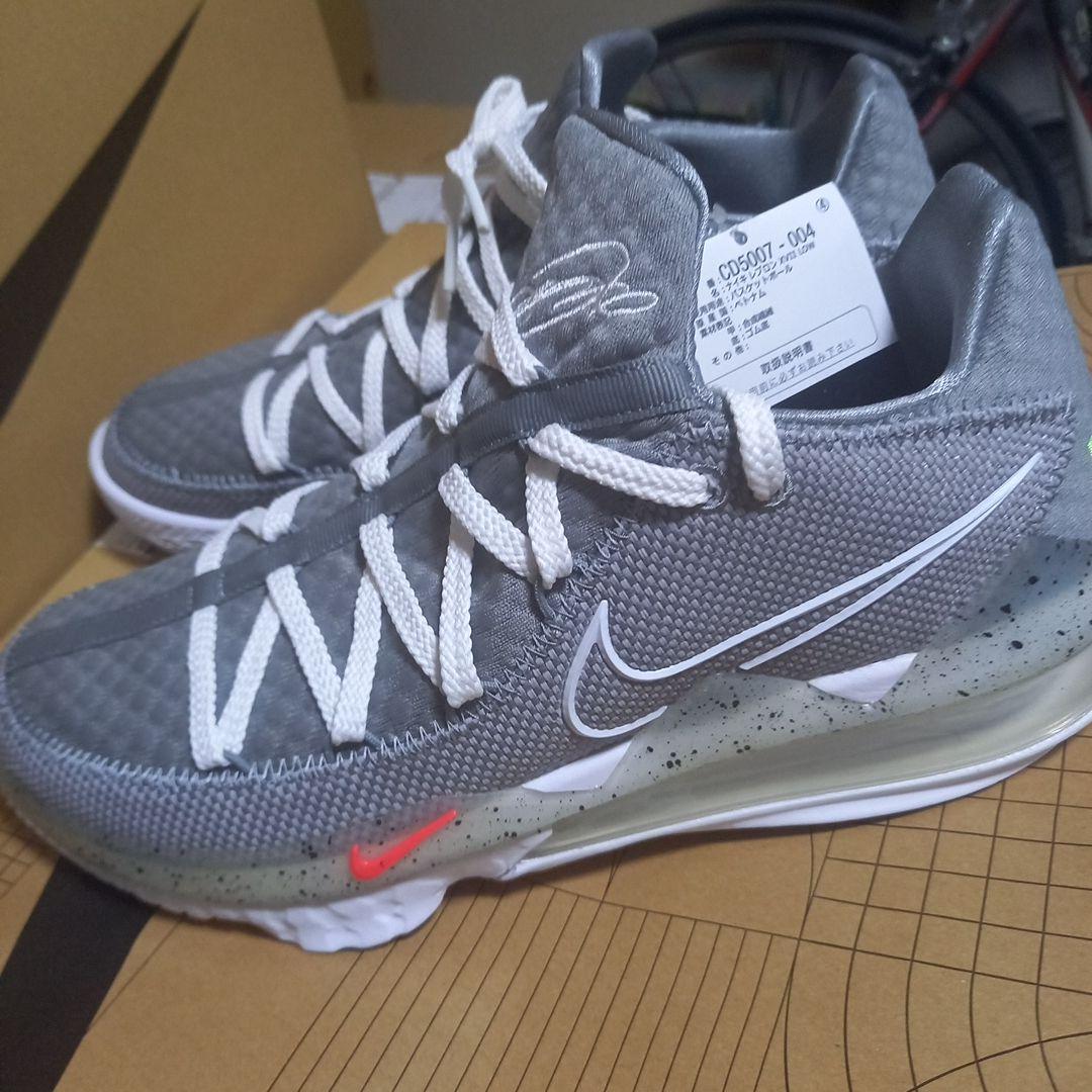 レブロン17 NIKE LEBRON XVII LOW EP 28センチ
