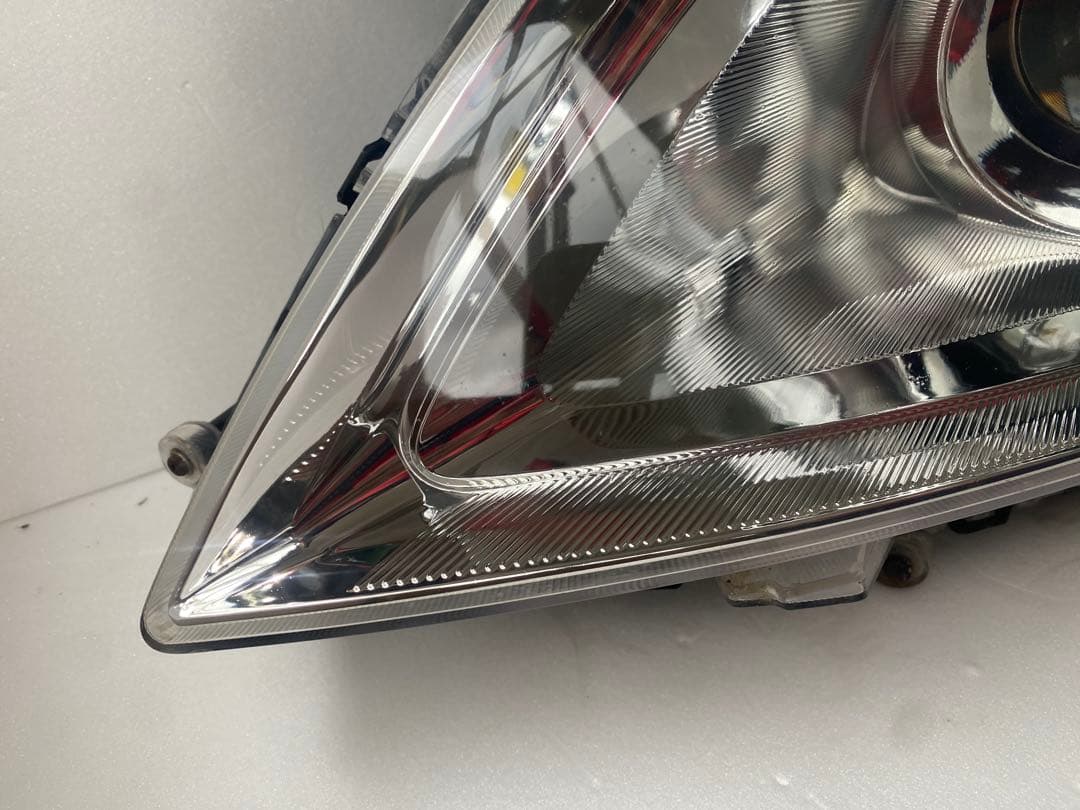 スイフト ZC72S ZC32S 純正HIDヘッ ドライト左右 美品