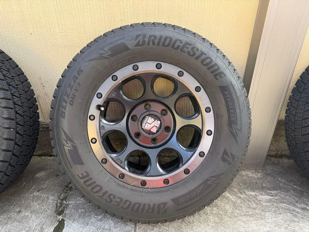 ランクル　プラド ホイール　17インチ　スタッドレスタイヤ付き2万キロ以下