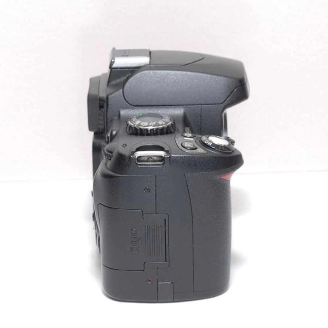 軽量で女性におすすめ✨Nikon D40X✨近くから遠くまで✨簡単操作✨