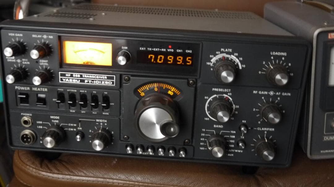 ヒ*ー様 Yaesu FT-101ZSD