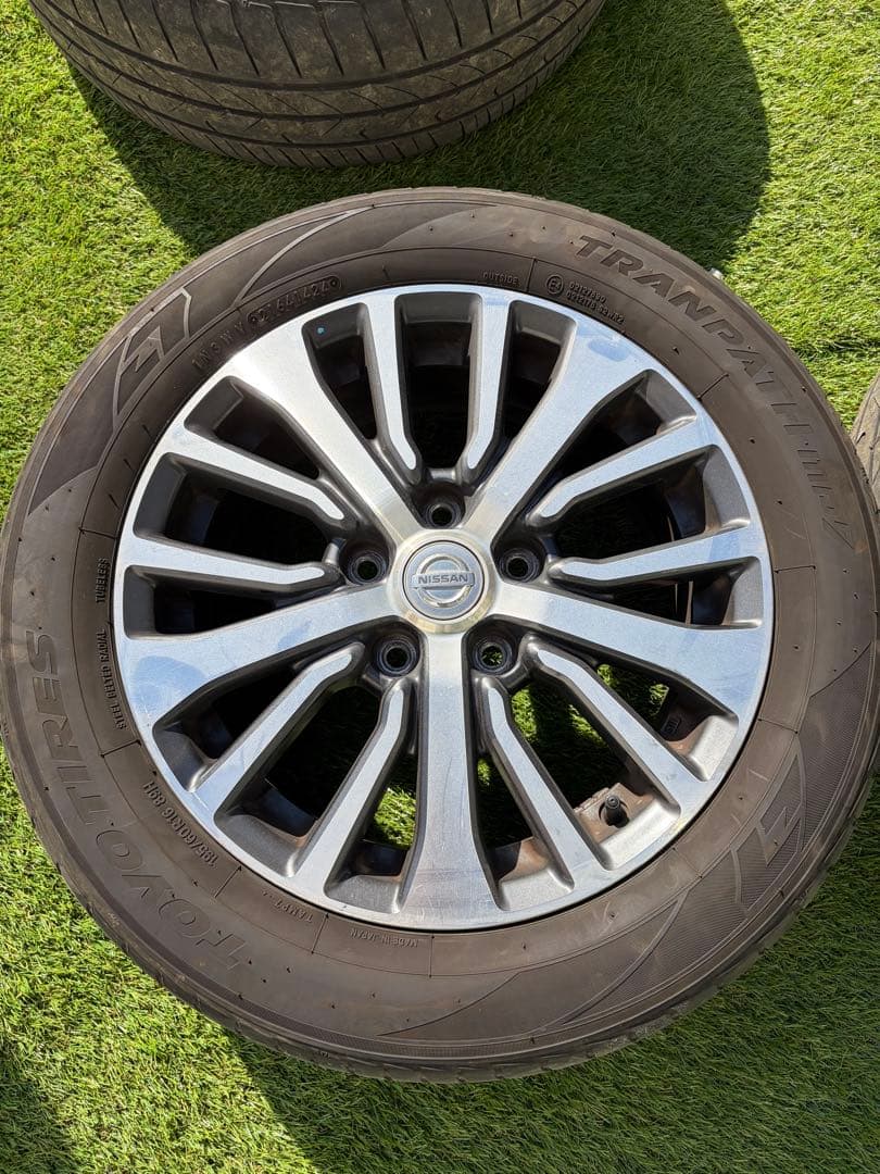 k*p様 セレナC26後期純正ホイール