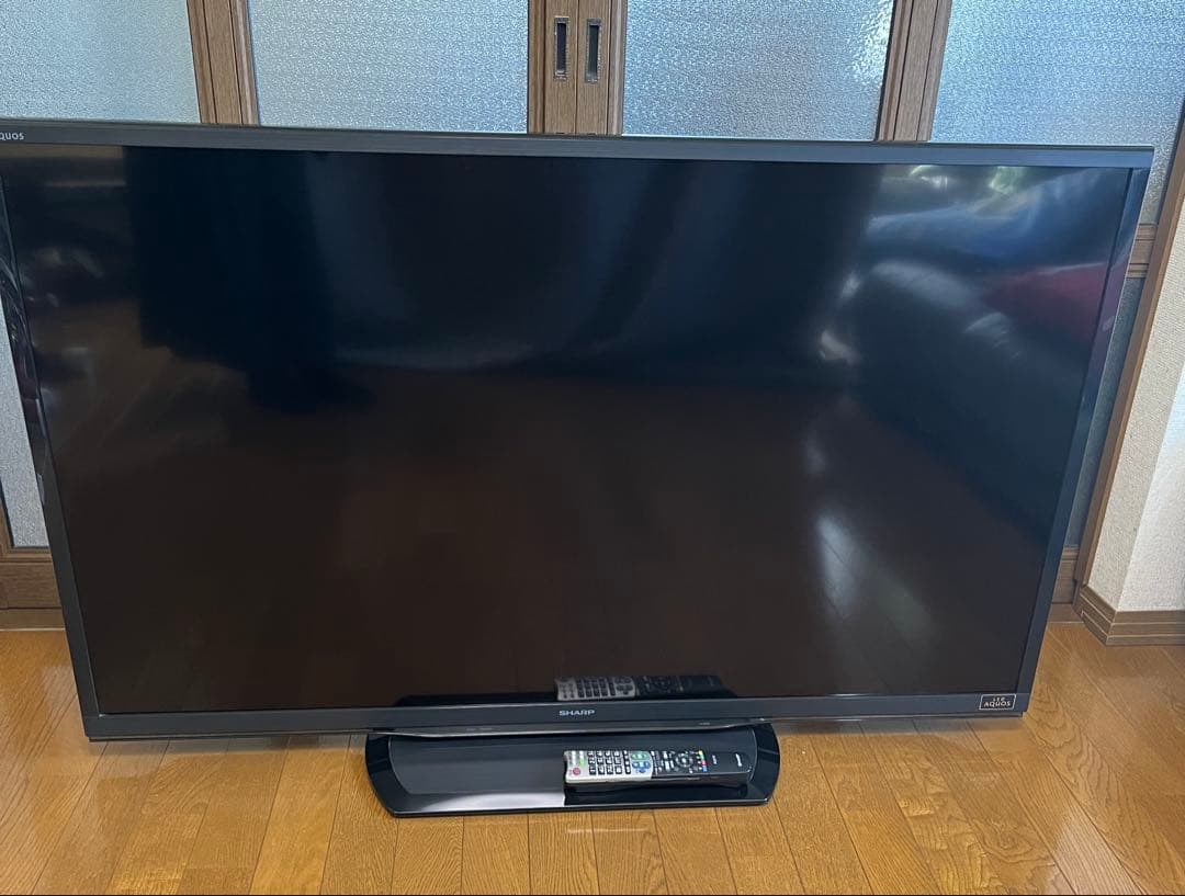 SHARP AQUOS テレビ本体 リモコン付き 52V