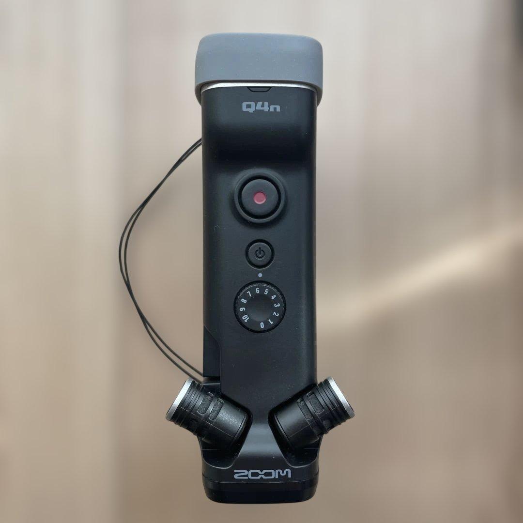 ZOOM ハンディビデオカメラレコーダー Q4n