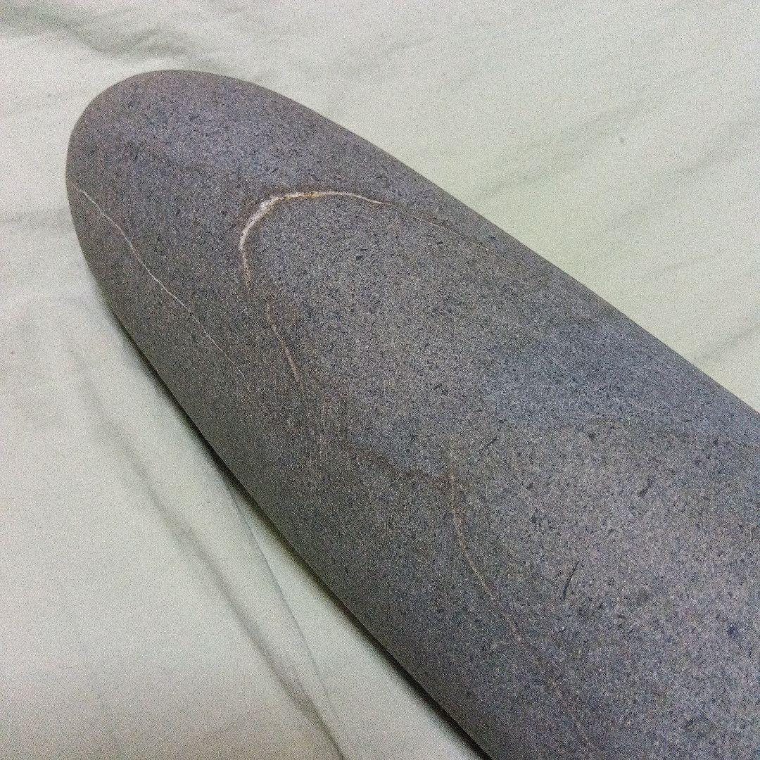 シーでございます　「考古資料」縄文遺跡、磨製石器、安山岩、　石棒、縄文、