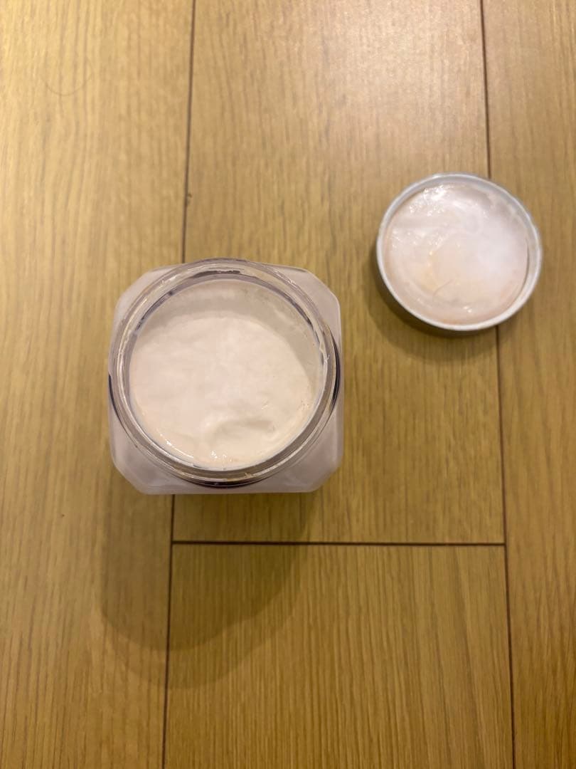 LAURA MERCIER アンバーバニラ ボディクリーム