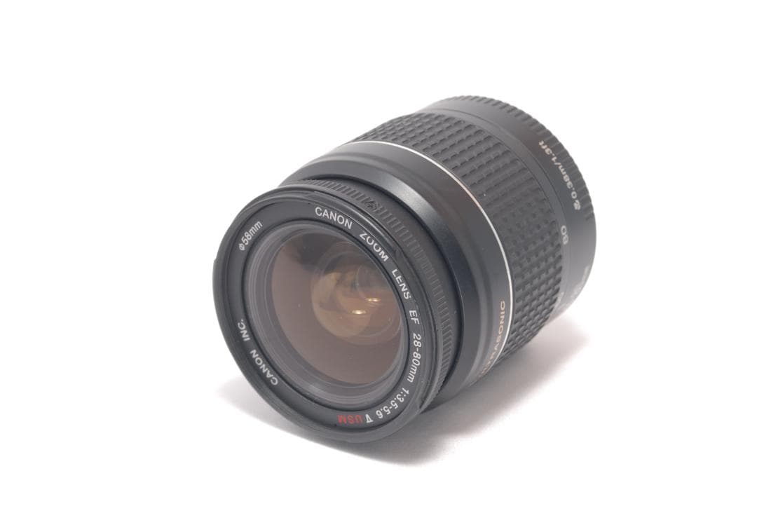 ⭐️カメラデビューにも⭐️Canon Kiss X2 キャノン　デジタル一眼