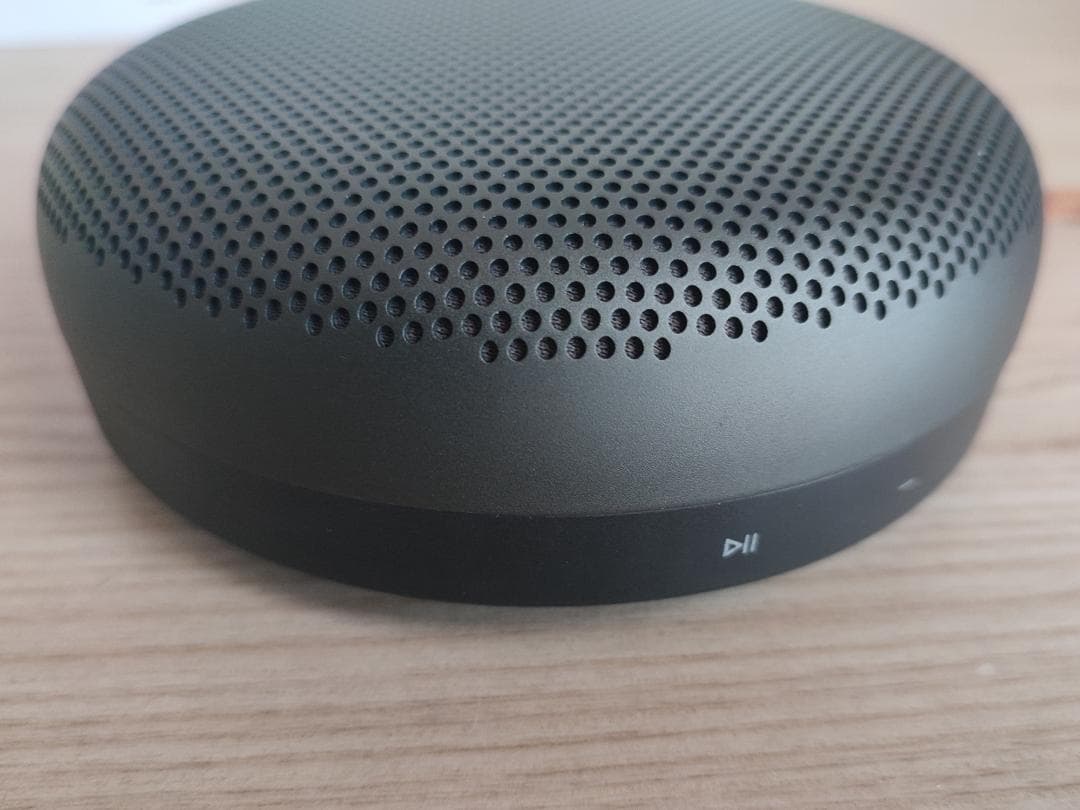 B&O スピーカー Beosound A1 2nd Gen ブラック